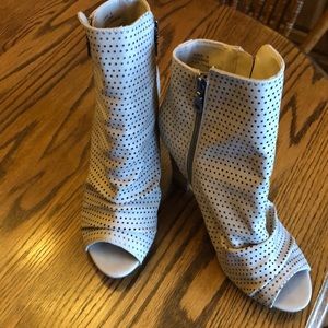 Sz 9 leather stack 3 1/2” heels MAKE OFFER